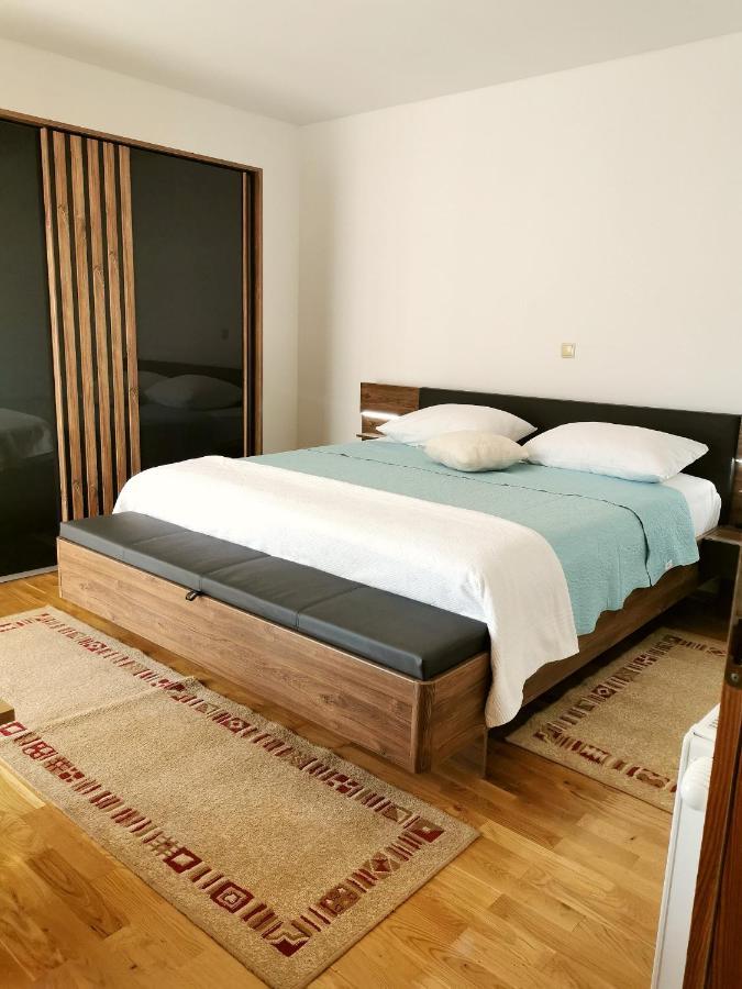 Apartment Brala โพเซดารเย ภายนอก รูปภาพ