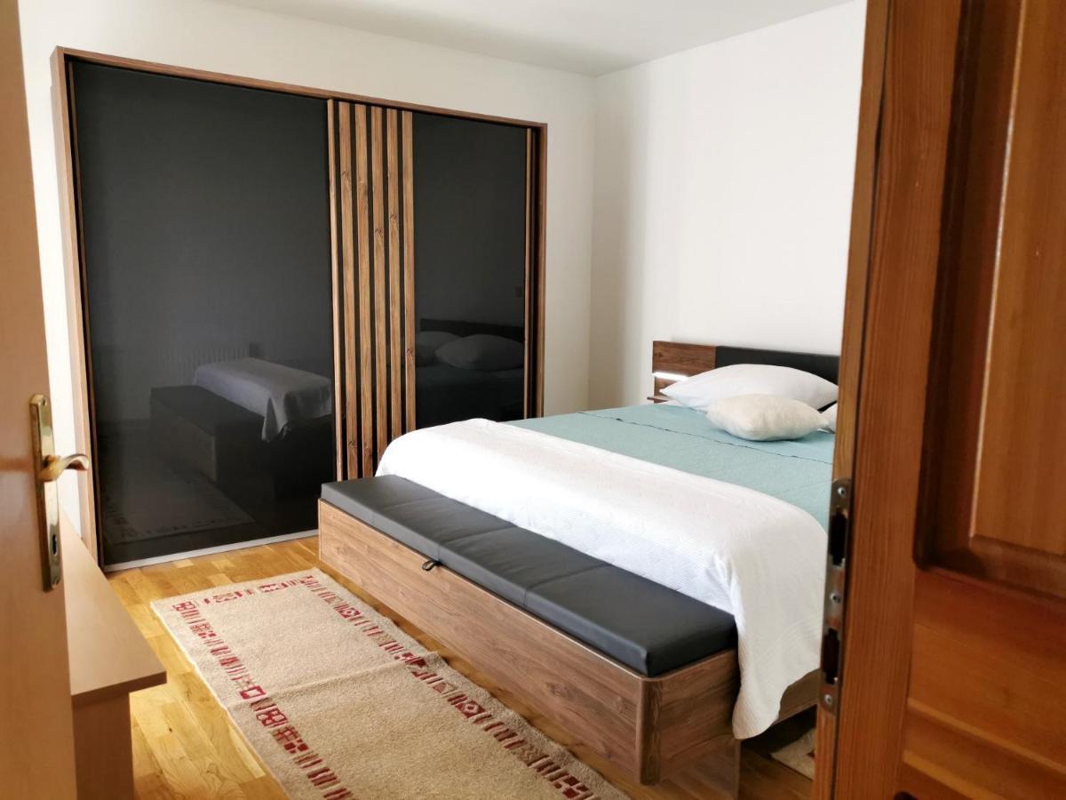 Apartment Brala โพเซดารเย ภายนอก รูปภาพ