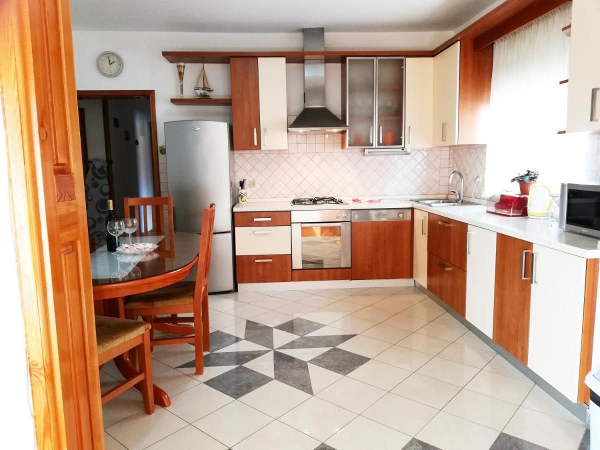 Apartment Brala โพเซดารเย ภายนอก รูปภาพ