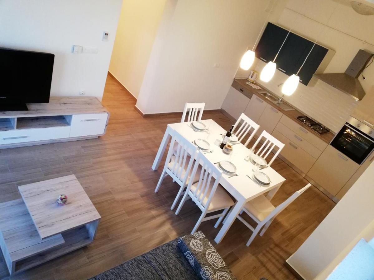 Apartment Brala โพเซดารเย ภายนอก รูปภาพ