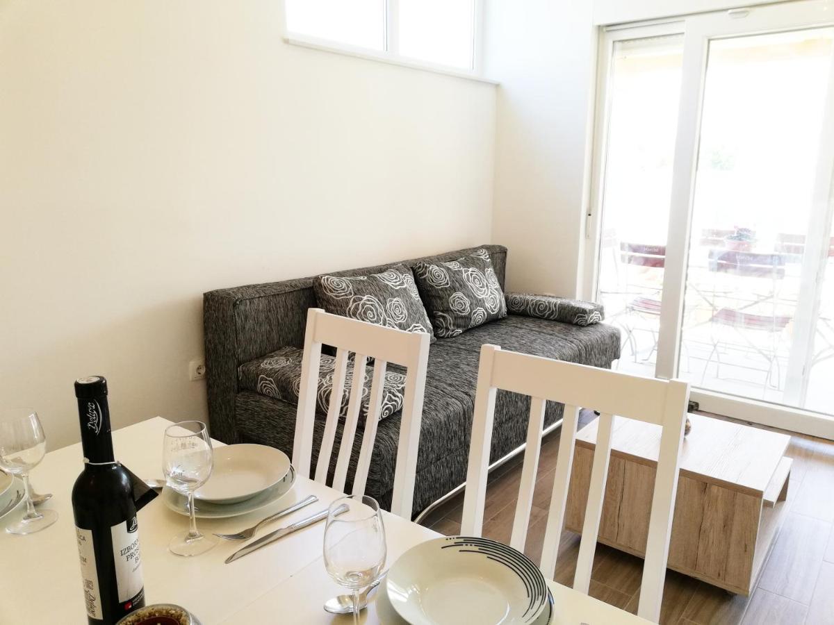 Apartment Brala โพเซดารเย ภายนอก รูปภาพ