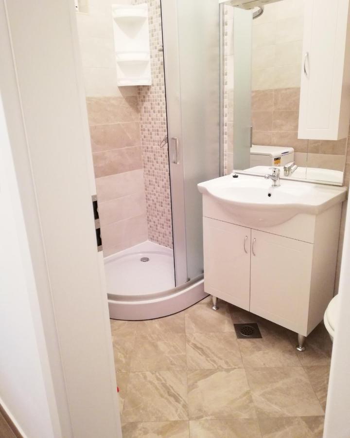 Apartment Brala โพเซดารเย ภายนอก รูปภาพ